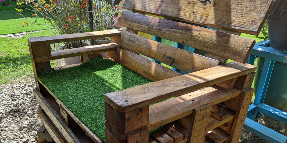 Millcreek Gardens-Salt Lake City-Utah-DIY Garden Decor You Can Do With The Whole Family-pallet garden bench